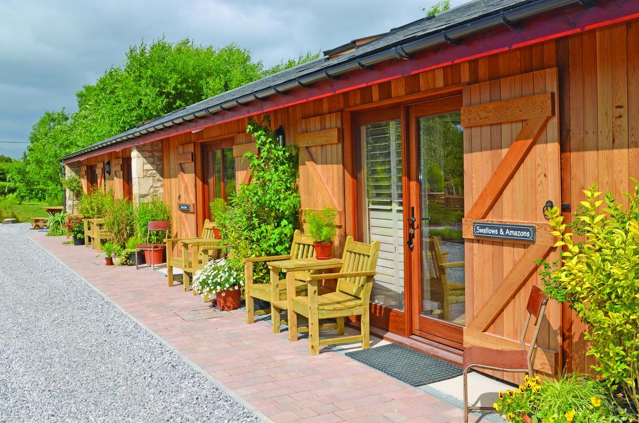 Widbrook Barns Bed and Breakfast Bradford-On-Avon Exteriör bild