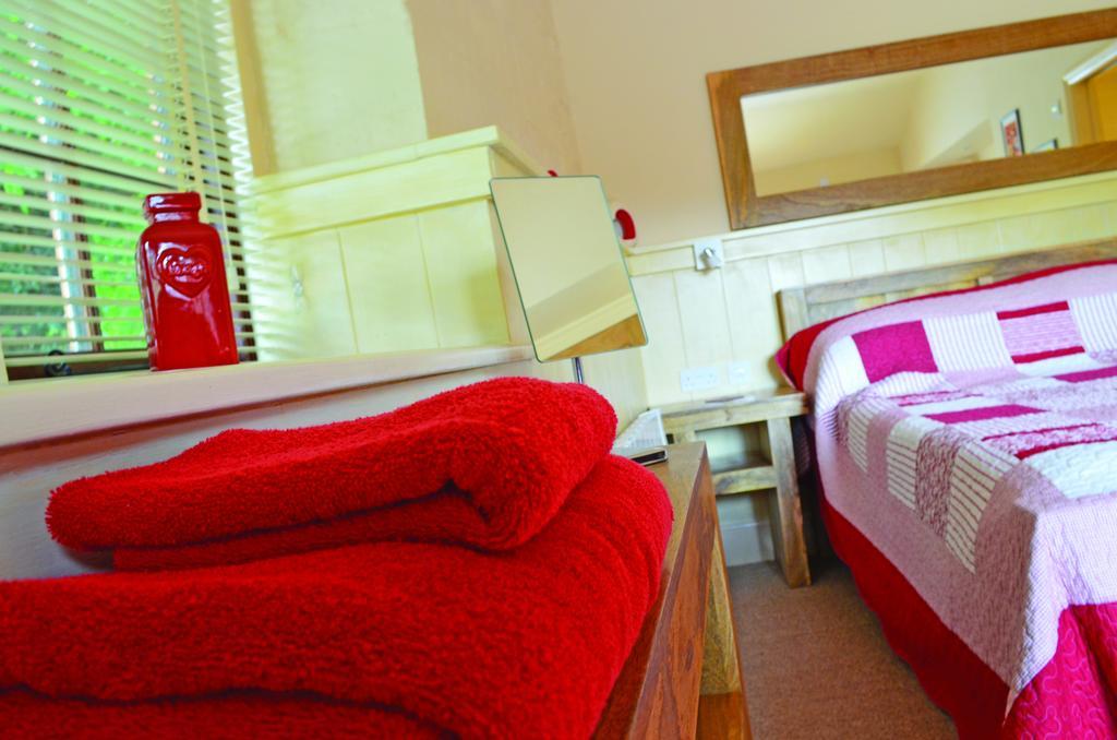 Widbrook Barns Bed and Breakfast Bradford-On-Avon Exteriör bild