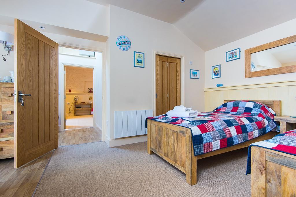 Widbrook Barns Bed and Breakfast Bradford-On-Avon Exteriör bild