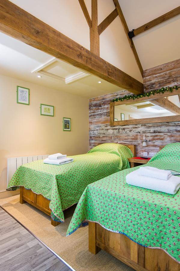 Widbrook Barns Bed and Breakfast Bradford-On-Avon Exteriör bild